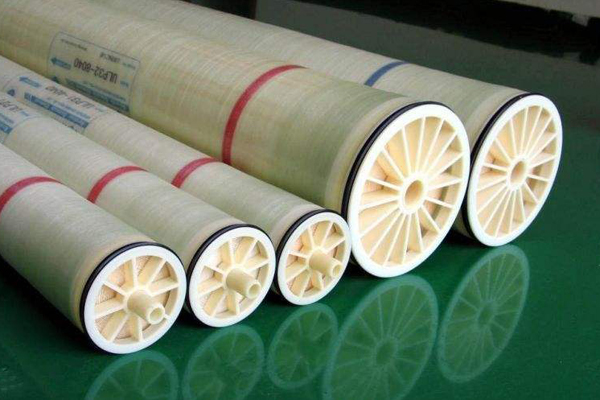 1567388980467692.jpg 凈水器里反滲透膜濾芯的材質(zhì)和級(jí)數(shù)你都了解嗎?可以除去哪些有害物質(zhì)